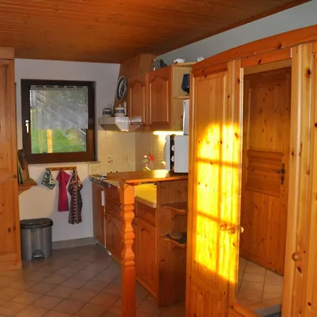 Ferienhaus In Manebach Mit Grill, Terrasse Und Garten Ilmenau