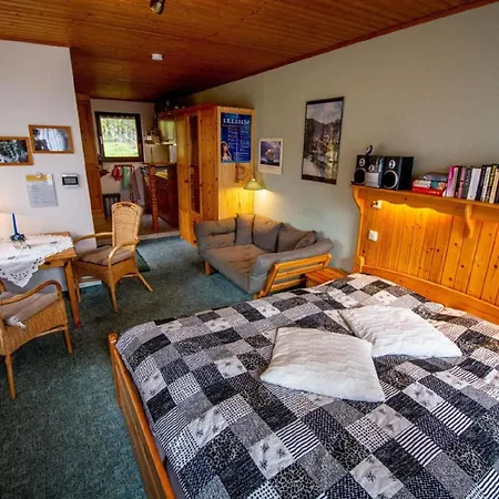 Holiday home Ferienhaus In Manebach Mit Grill, Terrasse Und Garten